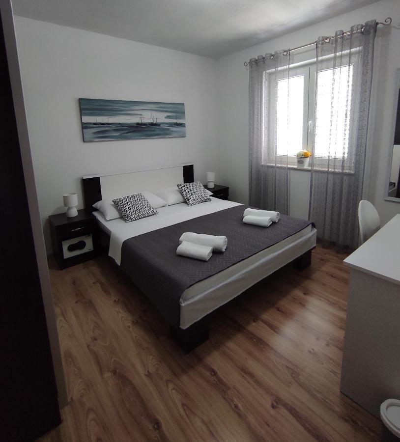 Apartment Zunabovic Trogir Exterior foto