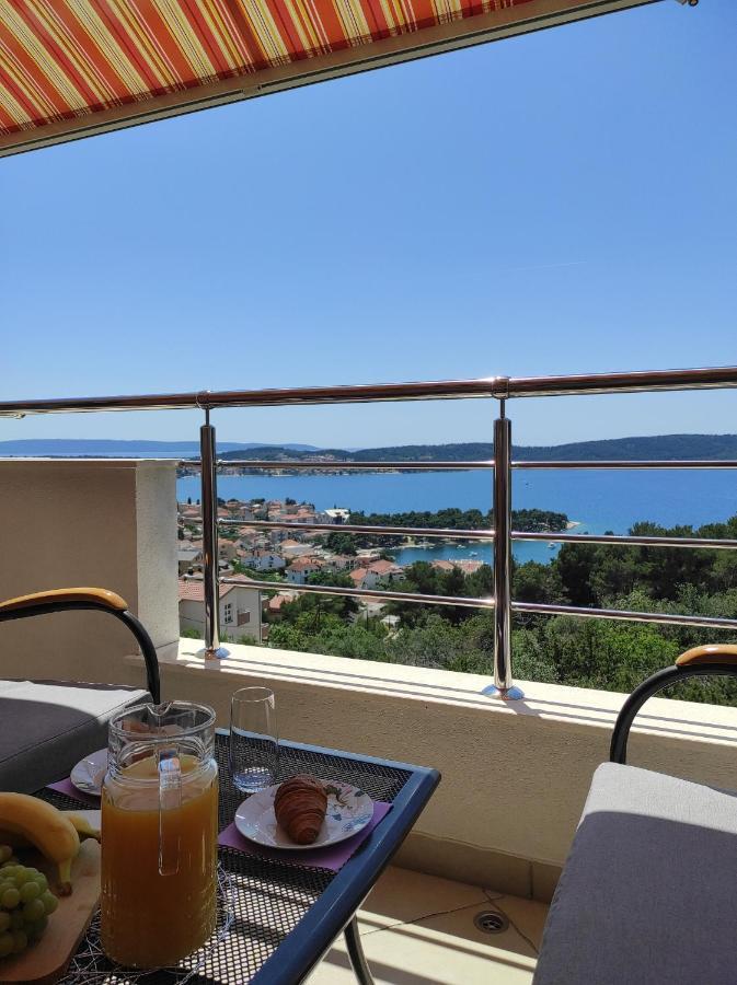 Apartment Zunabovic Trogir Exterior foto